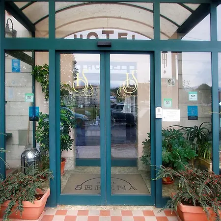 Hotel Serena 3*
