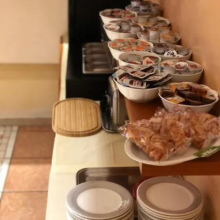 Serena Hotel 3*